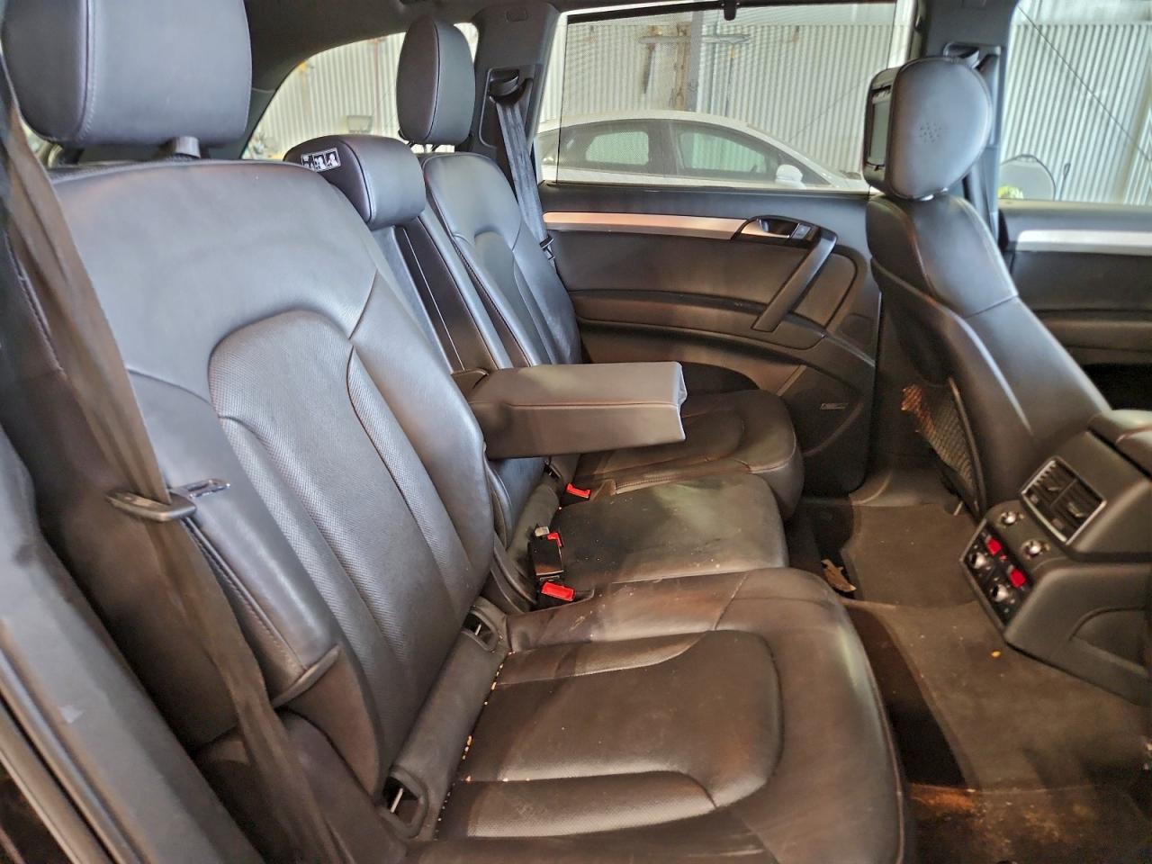 Audi Q7 Prestige Image 9