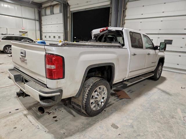 GMC Sierra K2500 Denali Image 7