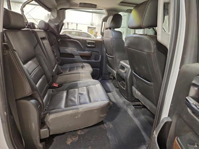 GMC Sierra K2500 Denali Image 2