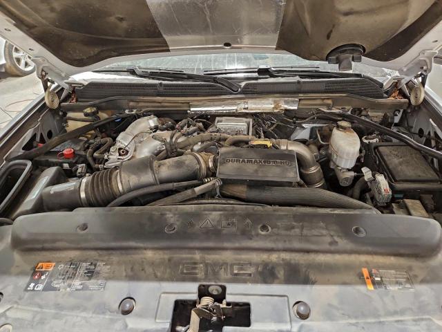 GMC Sierra K2500 Denali Image 4