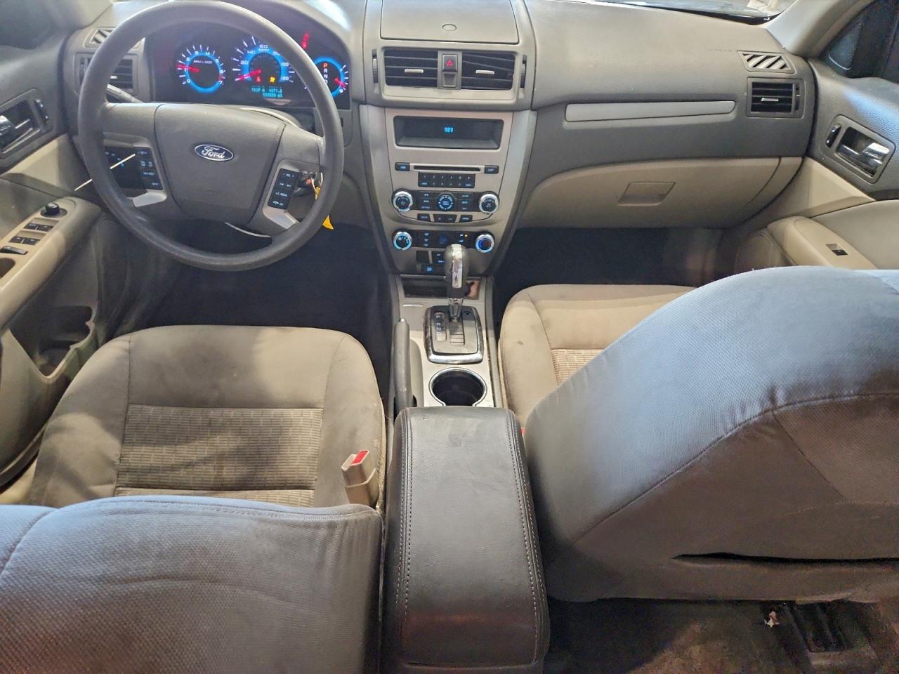 Ford Fusion Se Image 10