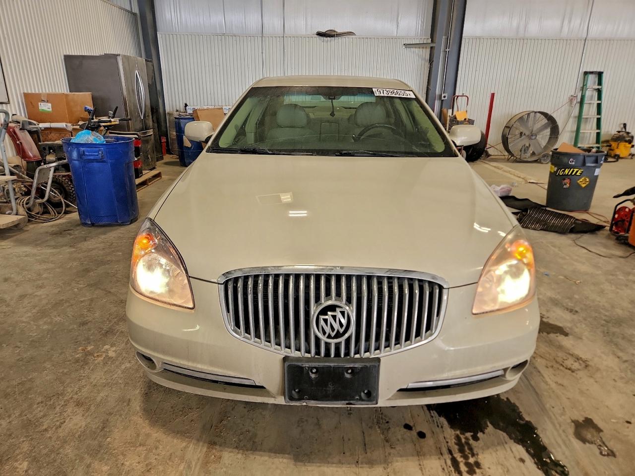 Buick Lucerne Cxl Image 12