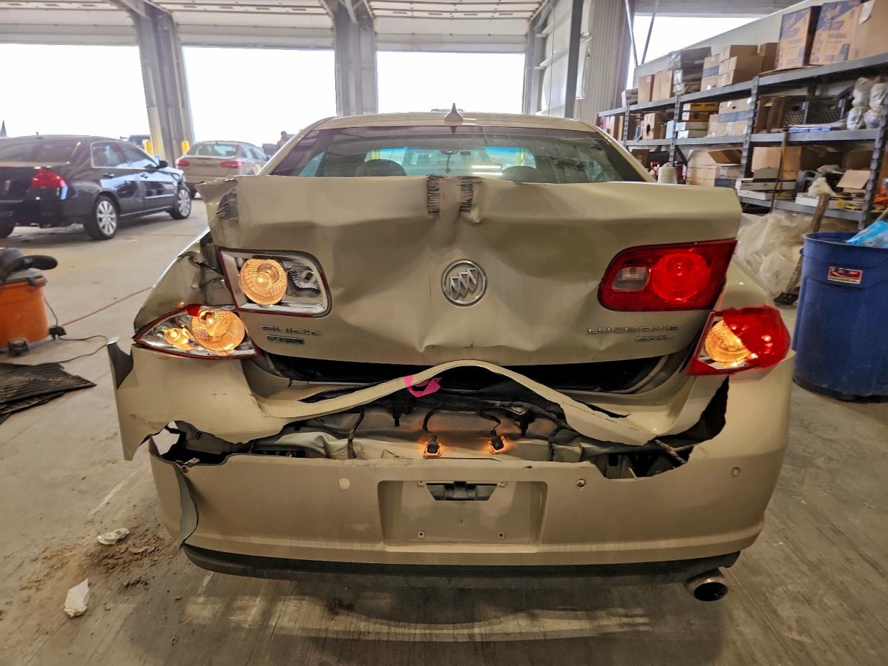 Buick Lucerne Cxl Image 5