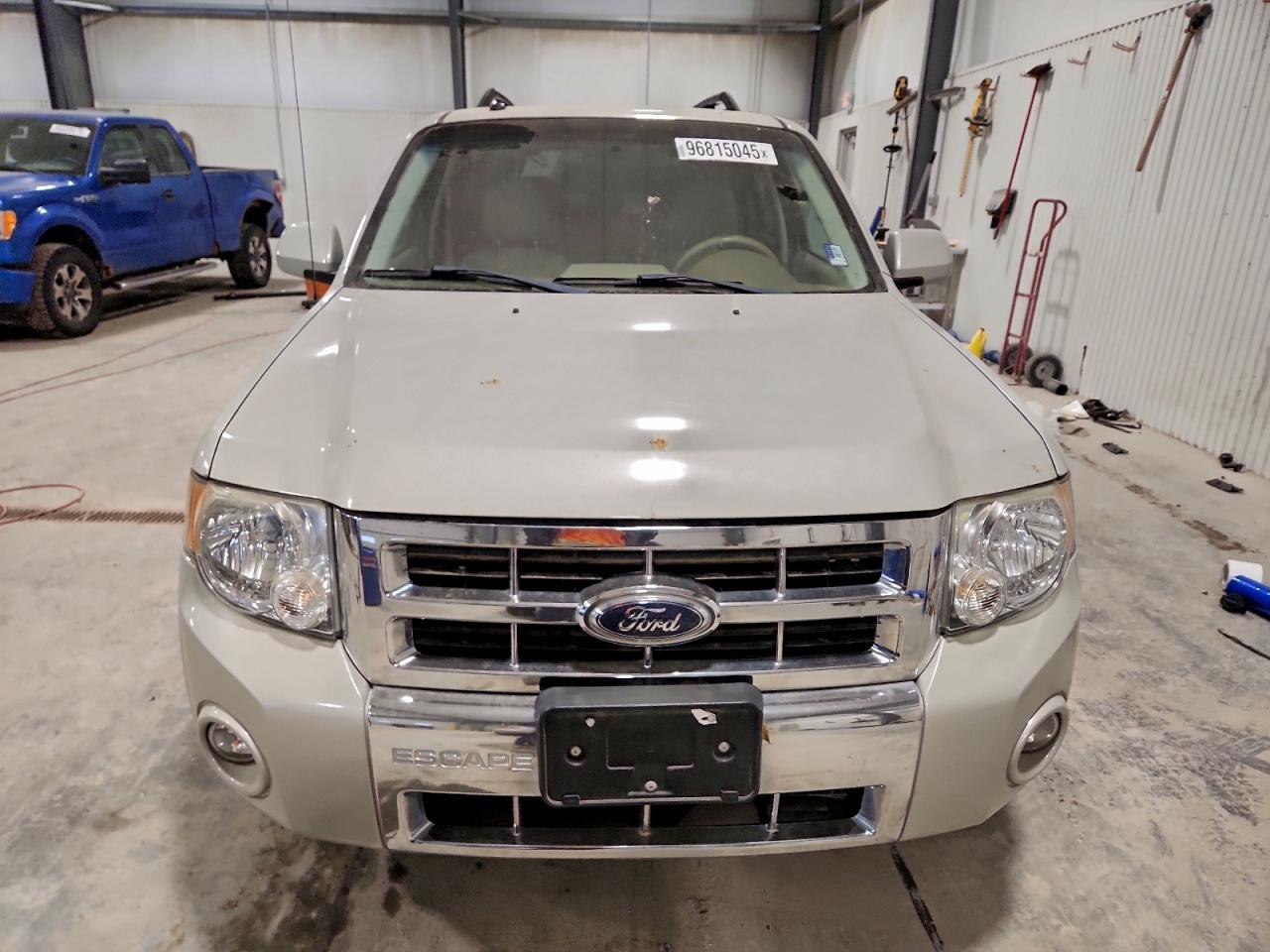 Ford Escape Limited Image 10