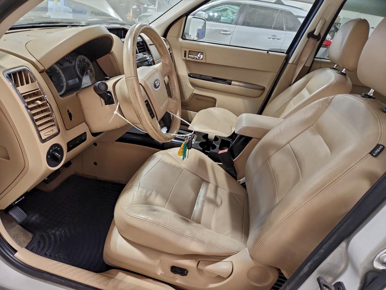 Ford Escape Limited Image 8