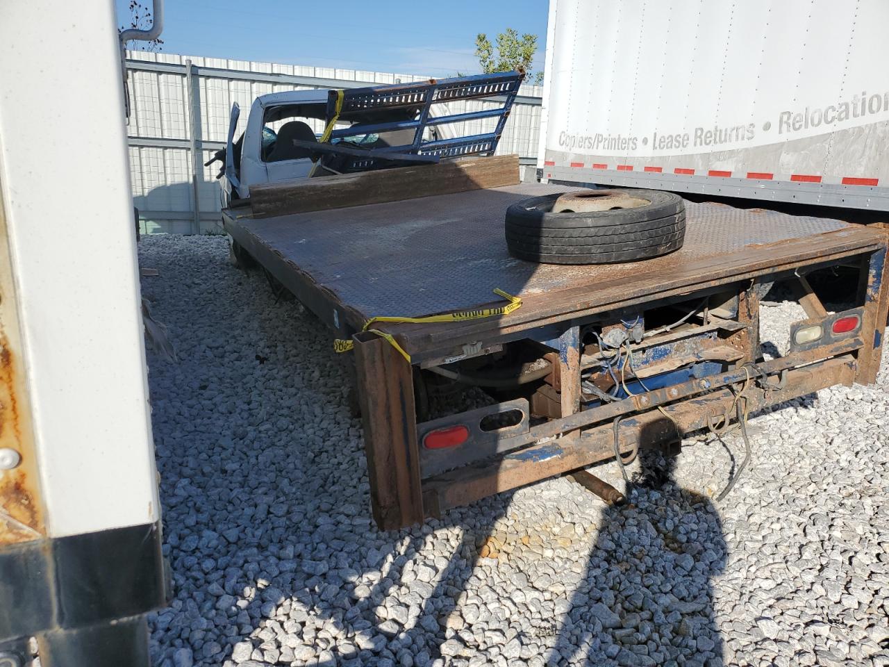 Ford F-450 Super Duty Image 4