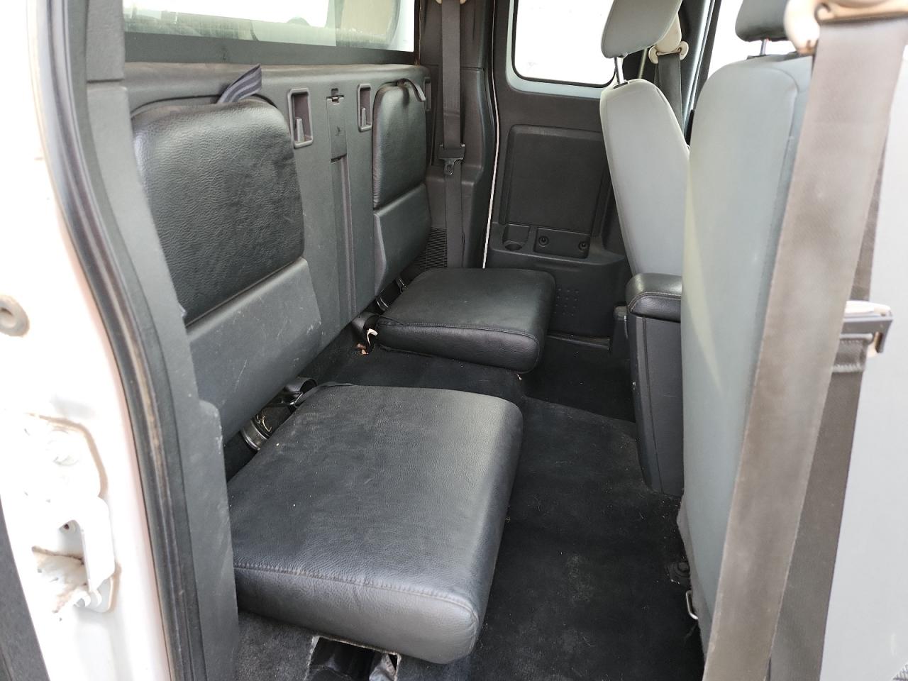 Dodge Dakota St Image 9