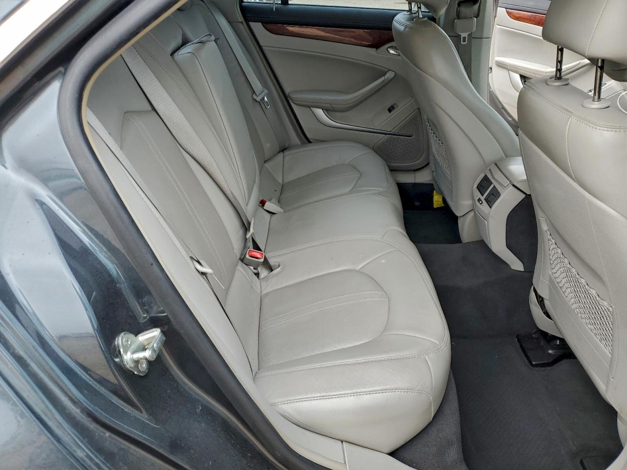 Cadillac CTS Premium Collection Image 8