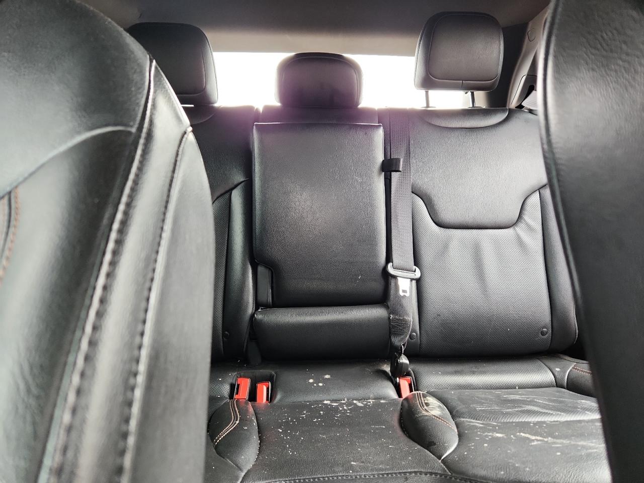 Jeep Compass Limited Image 4