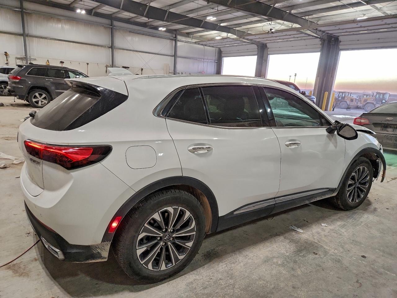 Buick Envision Preferred Image 2