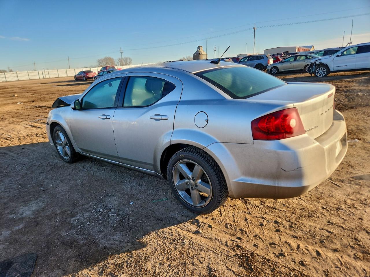 Dodge Avenger Lux Image 5