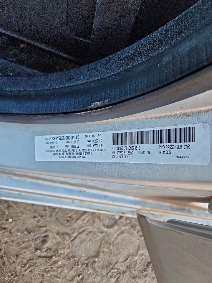 Dodge Avenger Lux Image 2