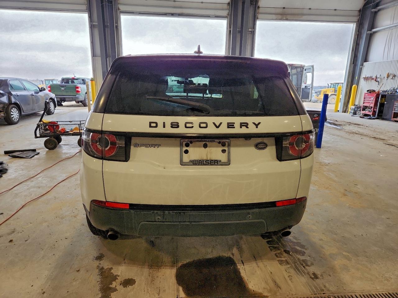Land Rover Discovery Se Image 10