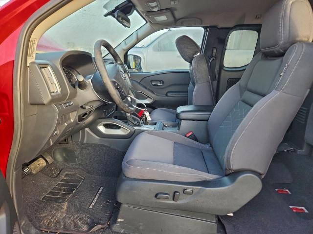 Nissan Frontier S Image 4