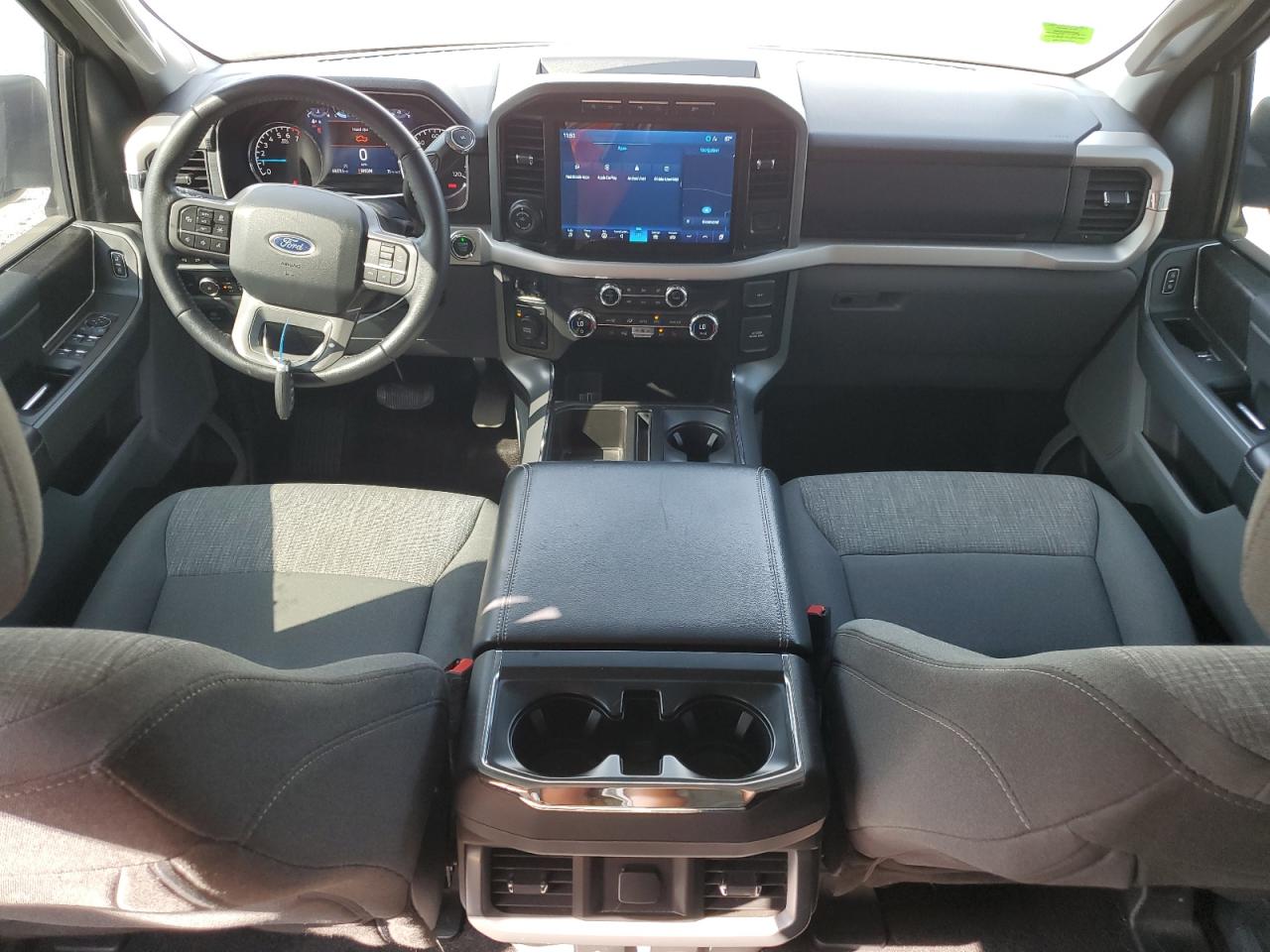 Ford F-150 Supercrew Image 3