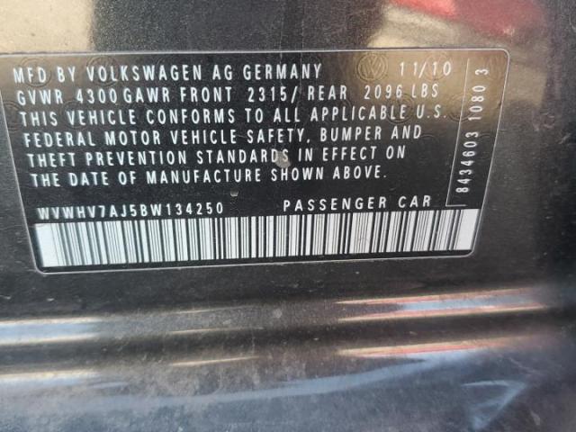 Volkswagen GTI Image 11