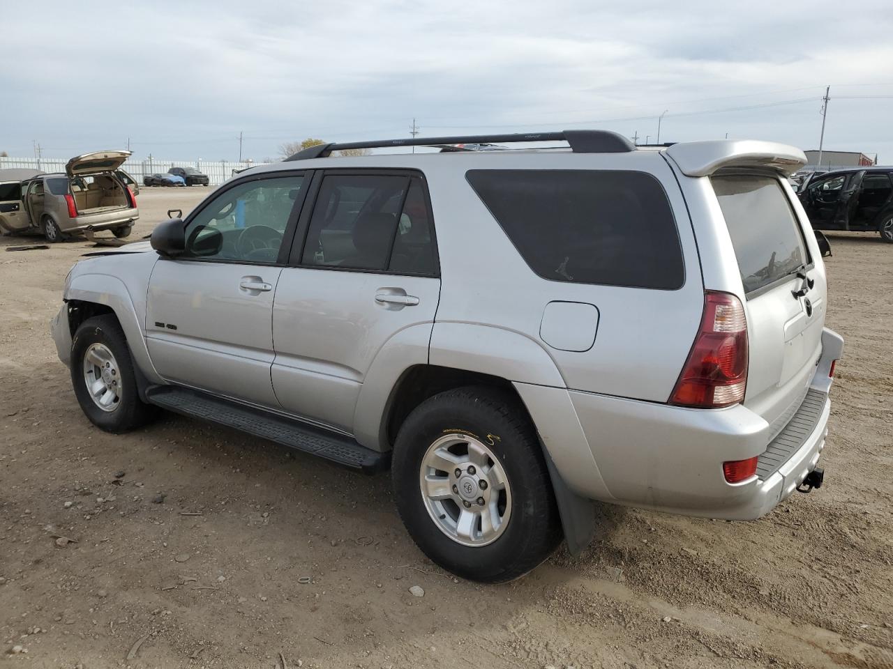 Toyota 4Runner Sr5 Image 4