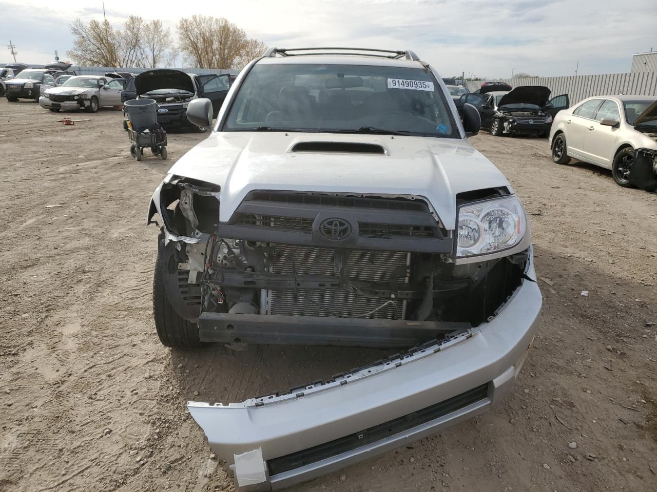 Toyota 4Runner Sr5 Image 2