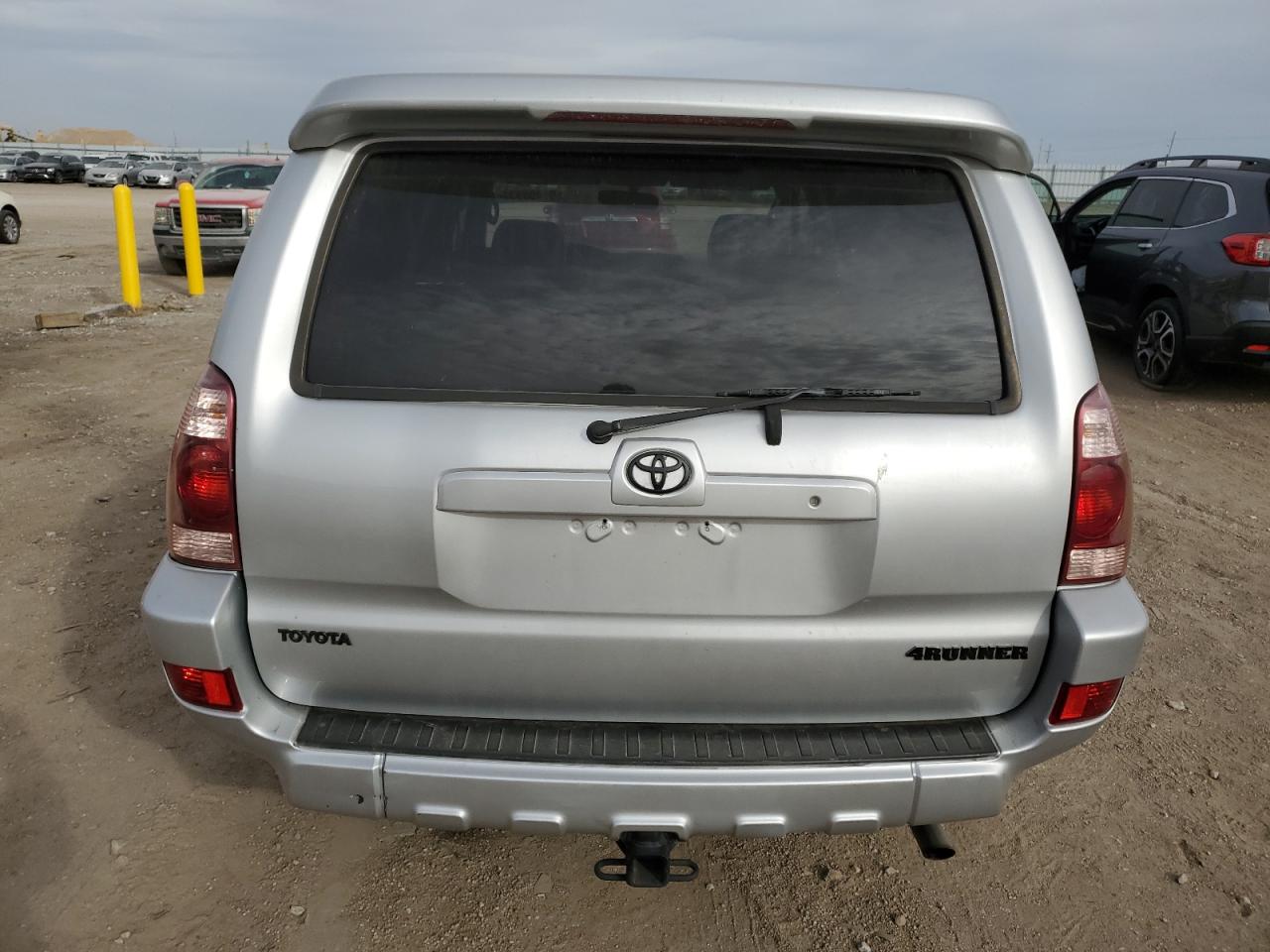 Toyota 4Runner Sr5 Image 6