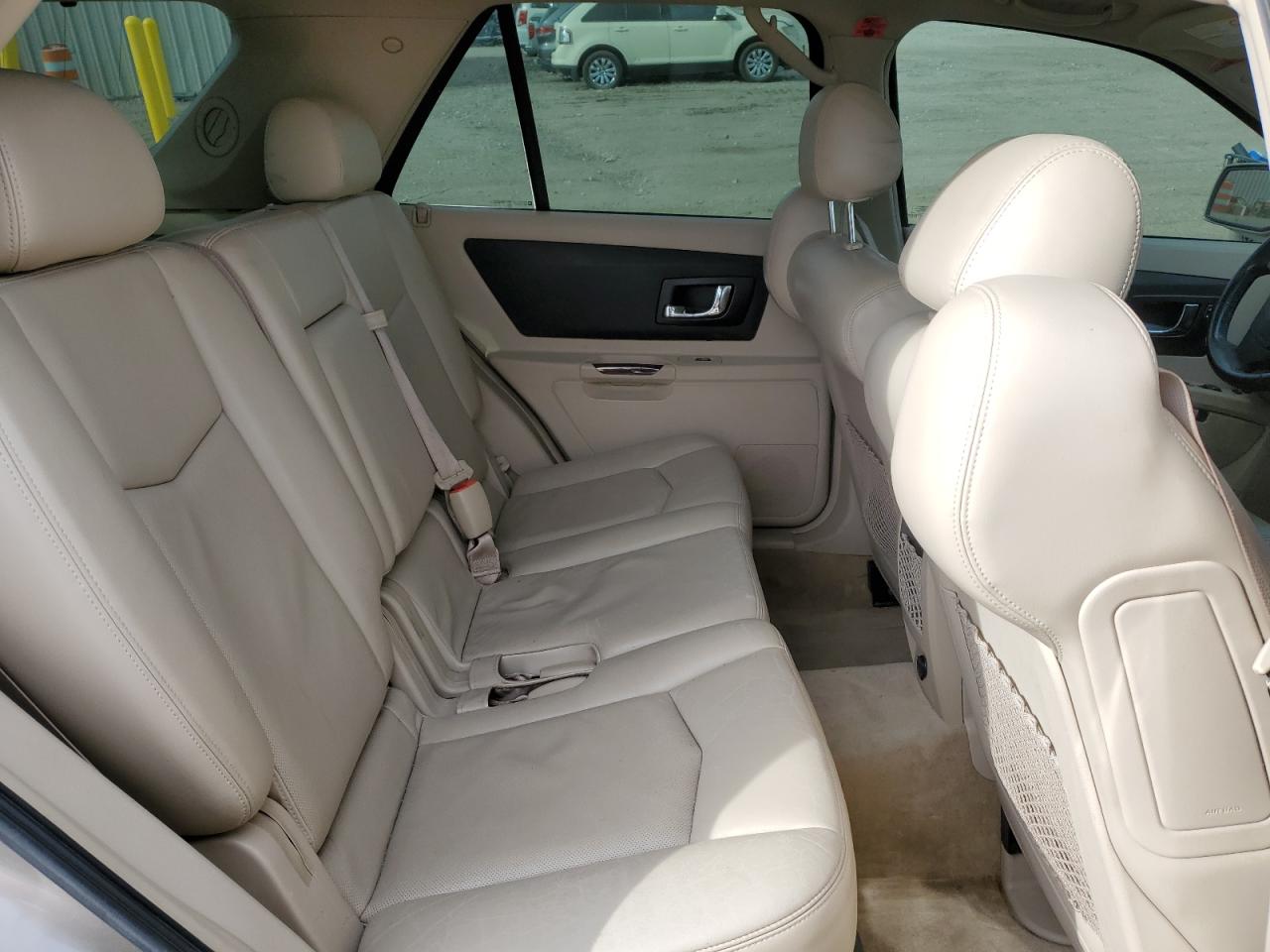 Cadillac SRX Image 6