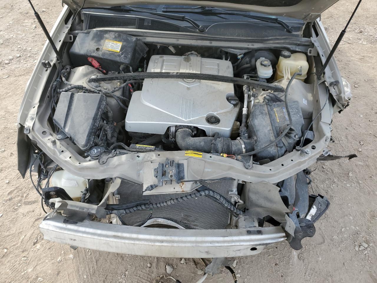 Cadillac SRX Image 7