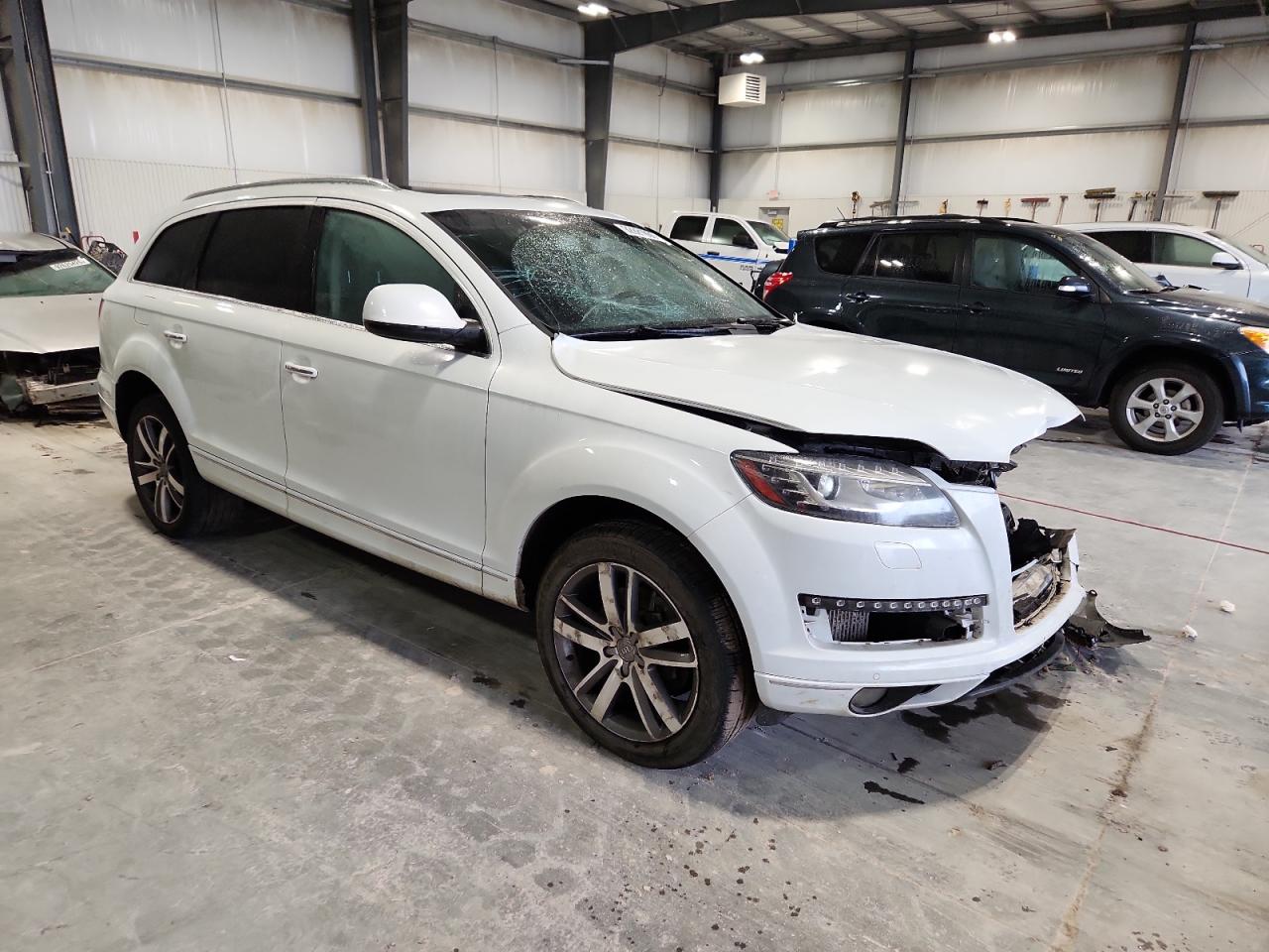 Audi Q7 Premium Plus Image 12