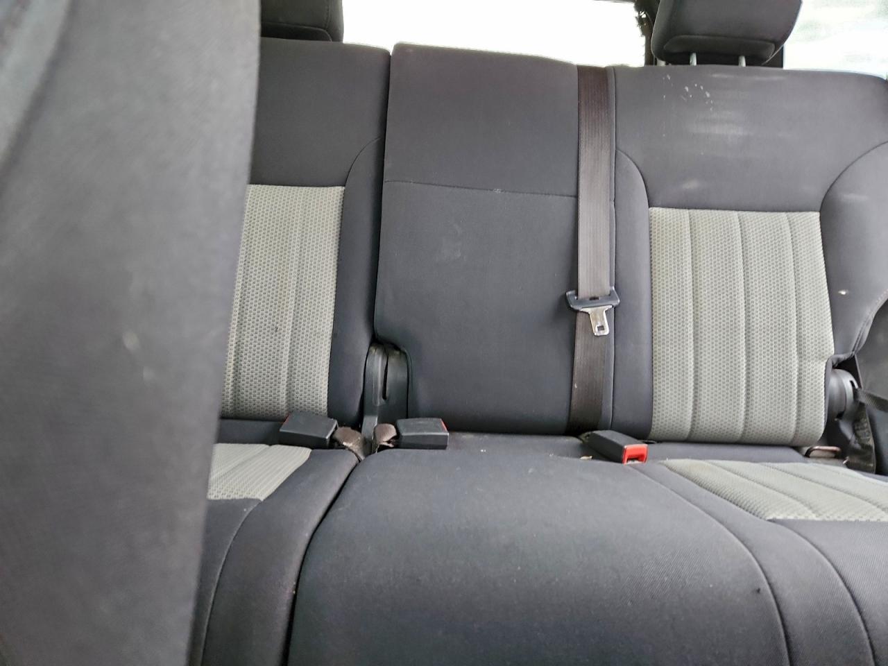 Jeep Liberty Sport Image 7