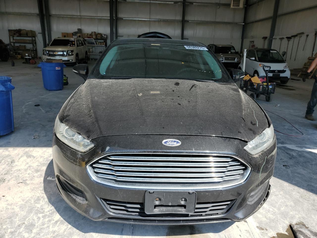 Ford Fusion Se Image 11