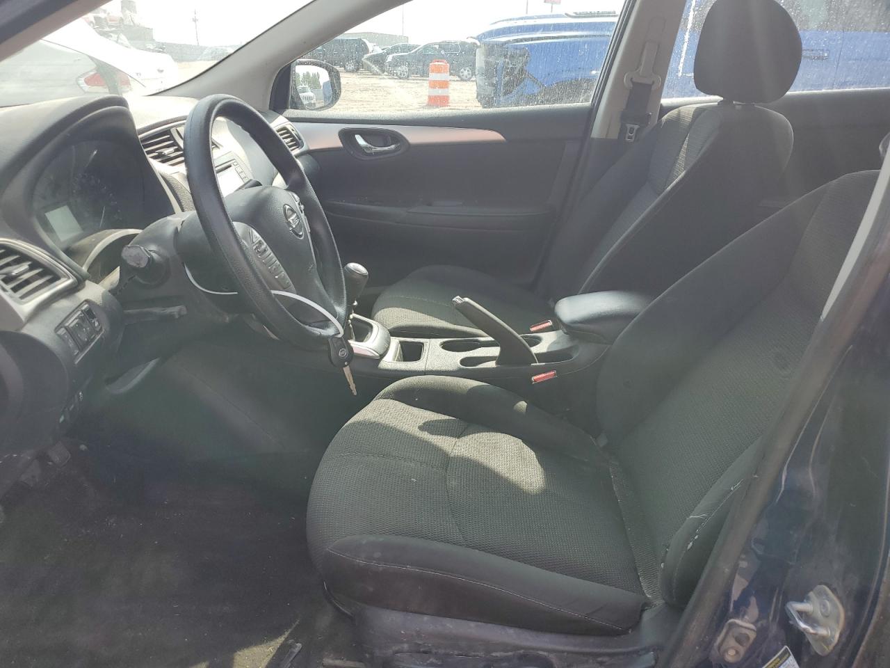 Nissan Sentra S Image 7