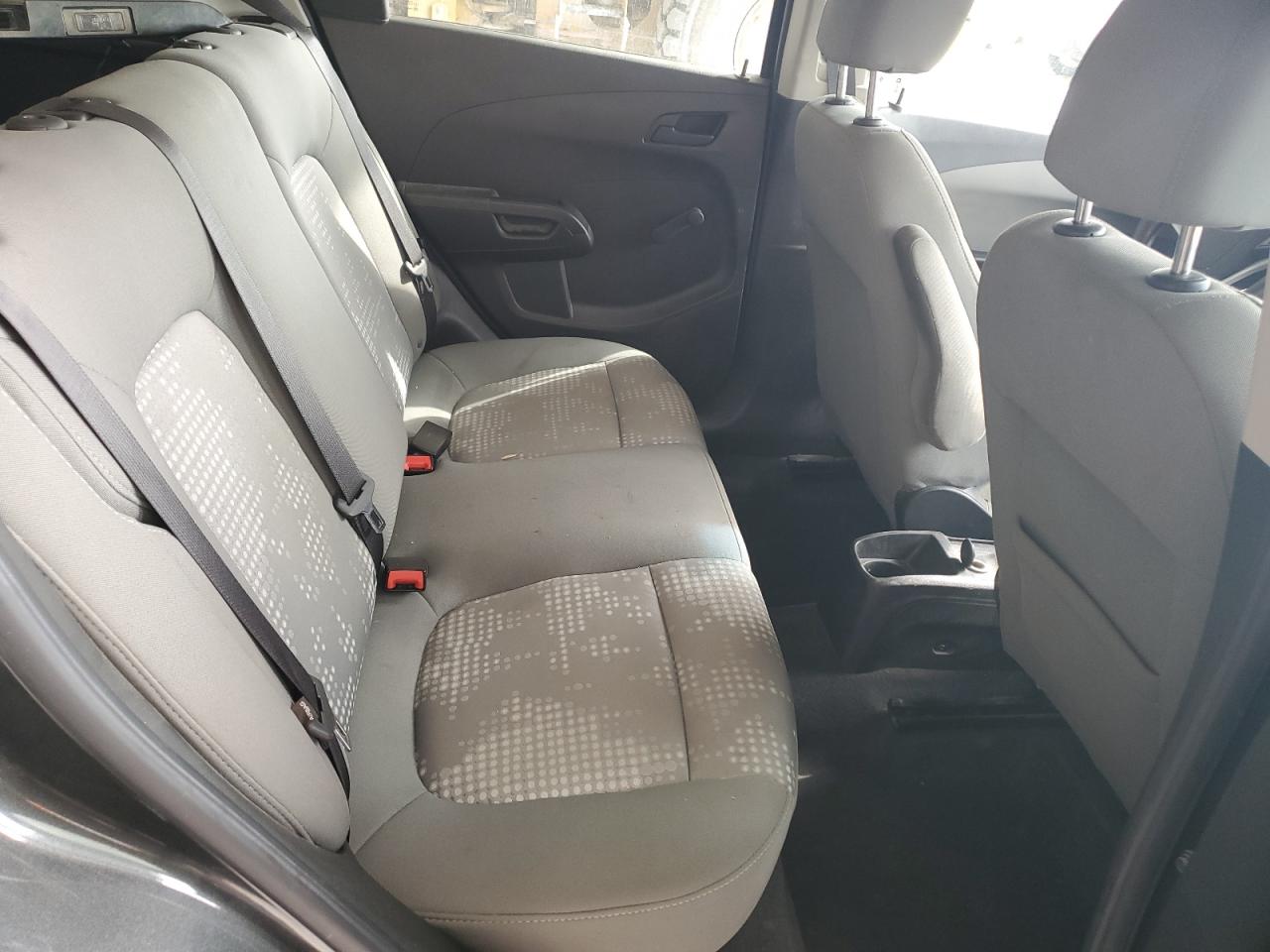 Chevrolet Sonic Image 5