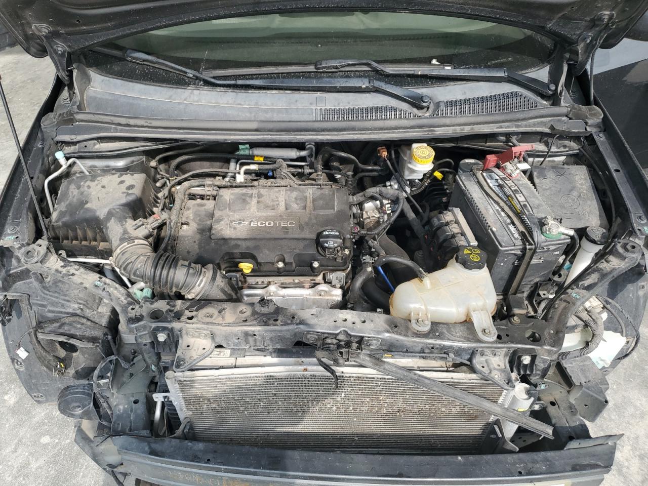 Chevrolet Sonic Image 11