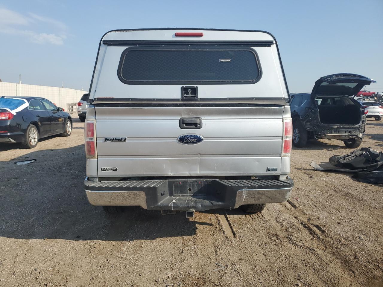 Ford F-150 Super Cab Image 6