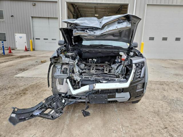 GMC Sierra Denali Image 4