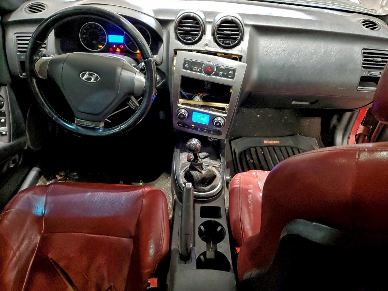 Hyundai Tiburon Gt Image 7