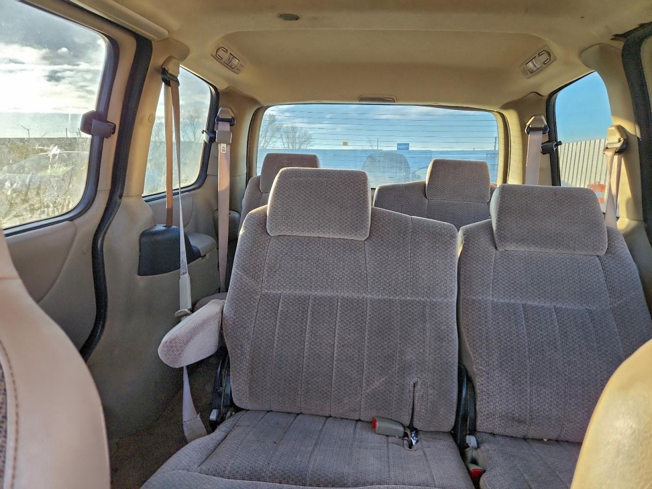 Chevrolet Venture Image 7