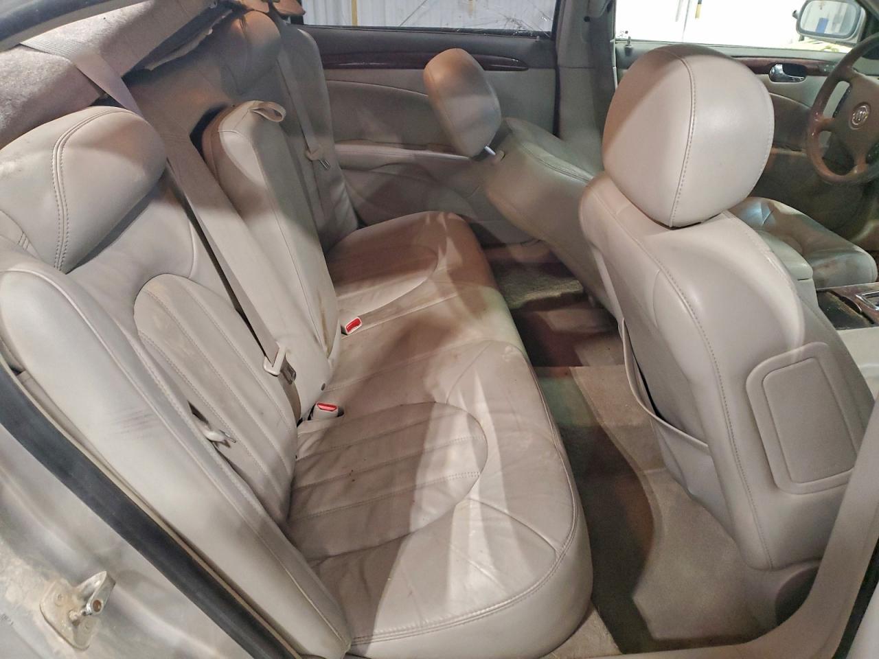 Buick Lucerne Cxl Image 5