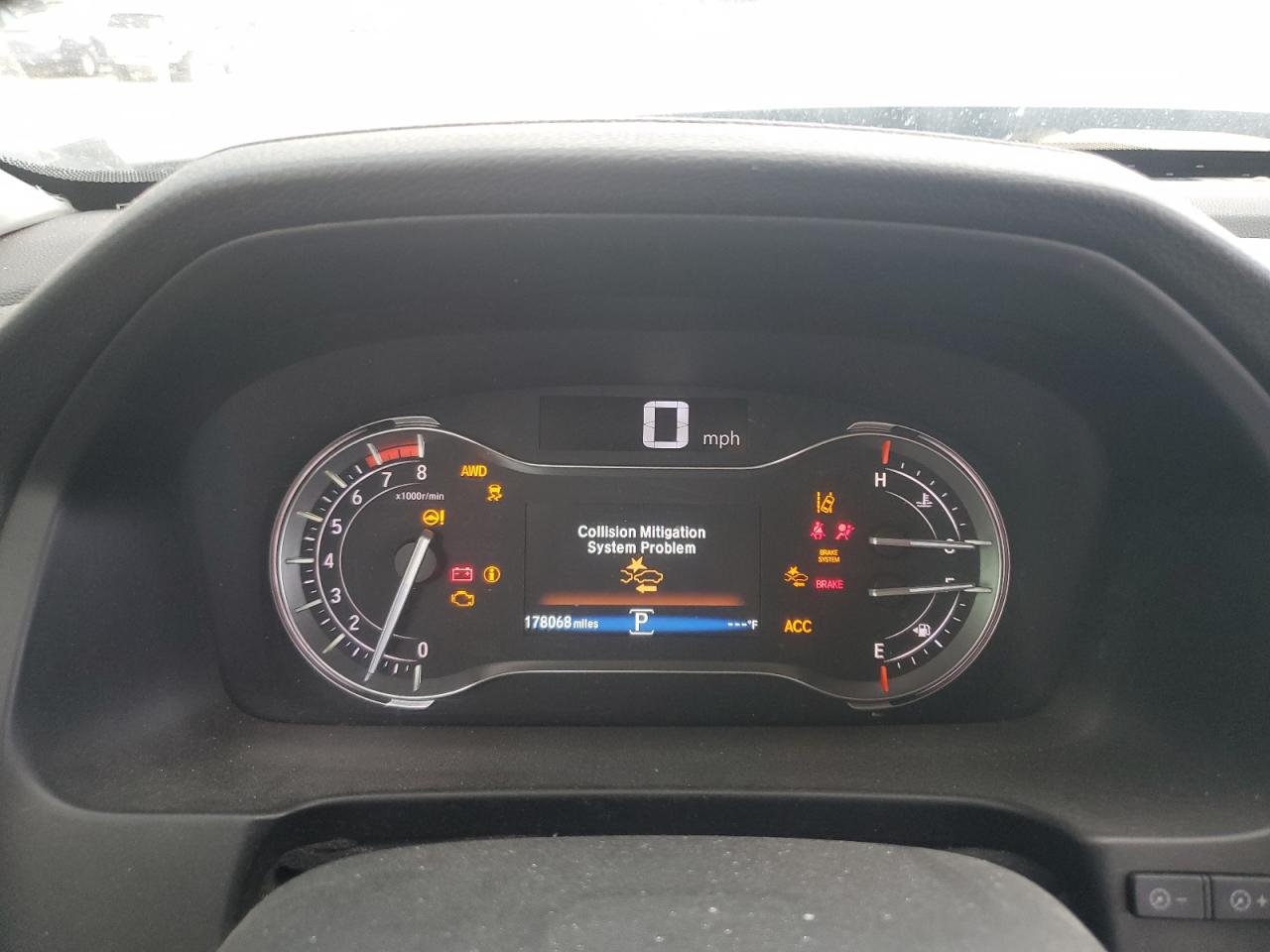 Honda Pilot Touring Image 8