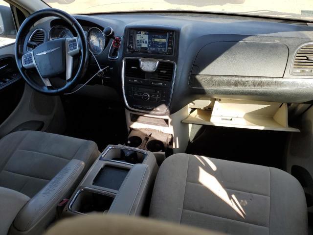 Chrysler Minivan Touring Image 3