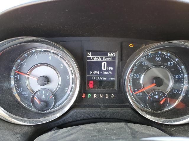 Chrysler Minivan Touring Image 12