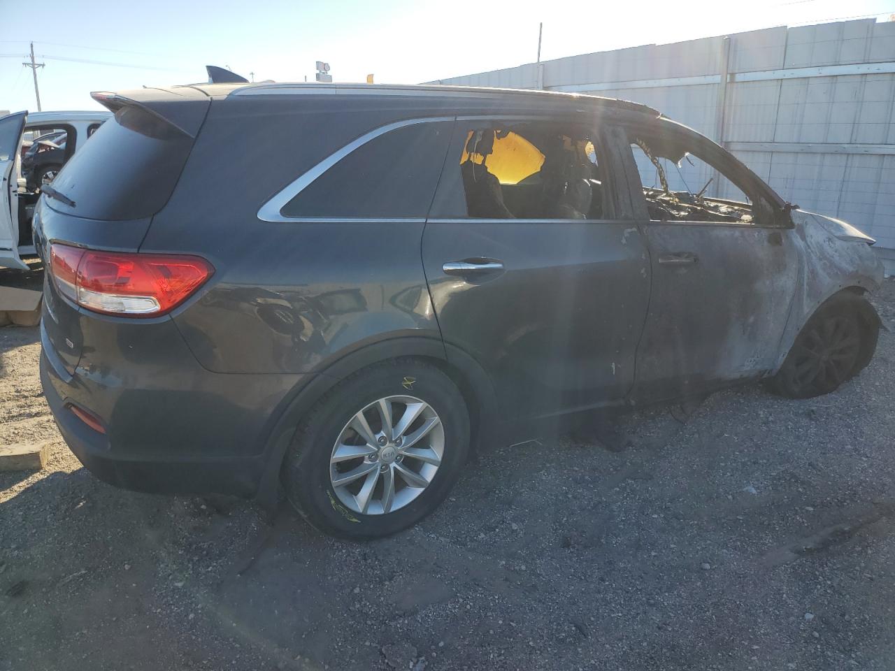 Kia Sorento Lx Image 4