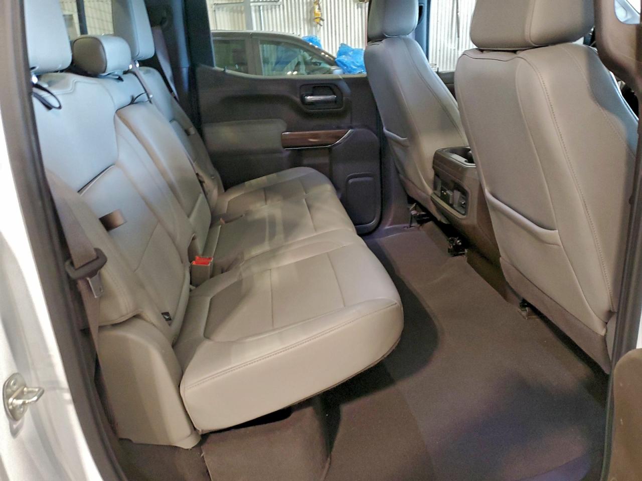 Chevrolet Silverado K1500 Rst Image 4