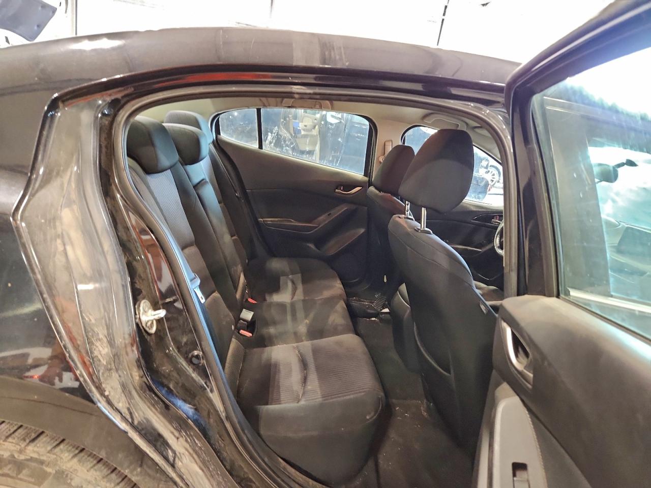 Mazda 3 Touring Image 3