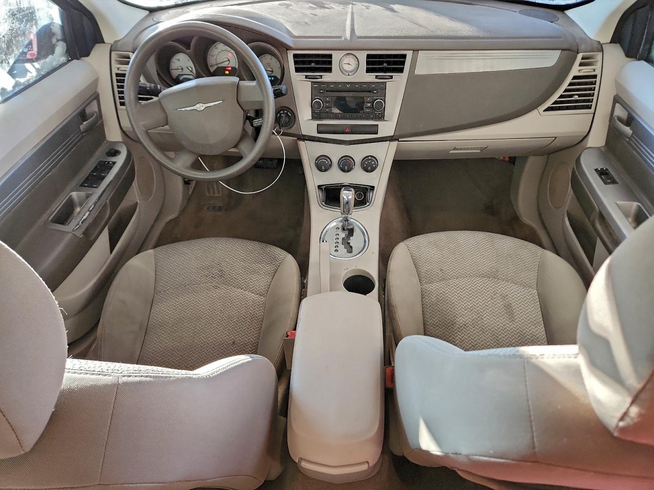 Chrysler Sebring Image 8