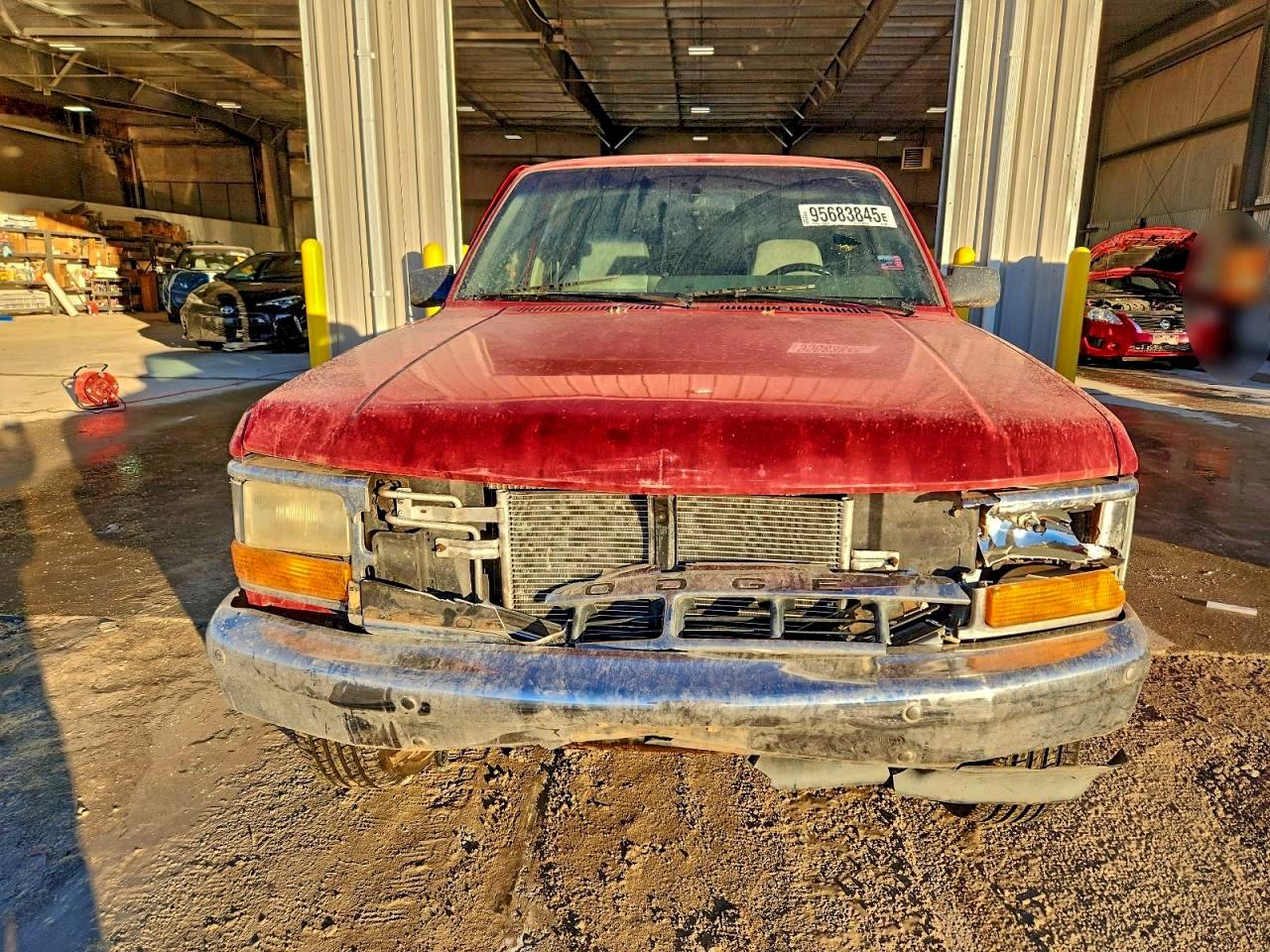 Dodge Dakota Image 2