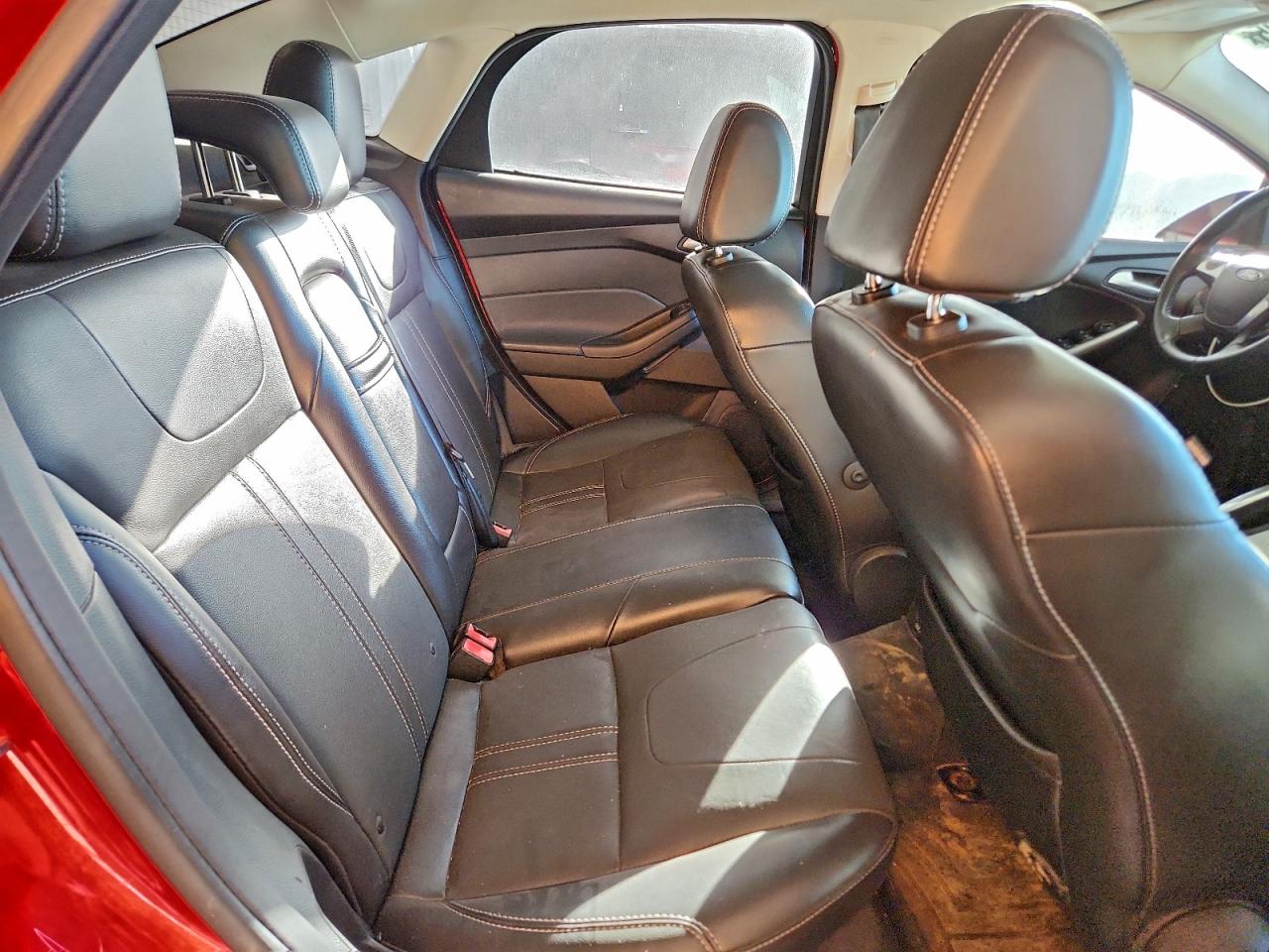 Ford Focus Se Image 8