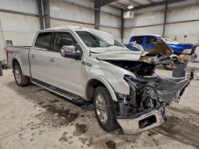 Ford F-150 Supercrew Image 9