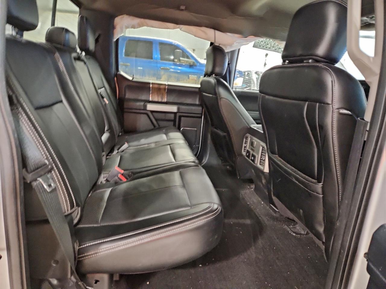 Ford F-150 Supercrew Image 7