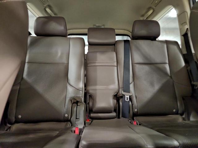Lexus Gx 460 Premium Image 11
