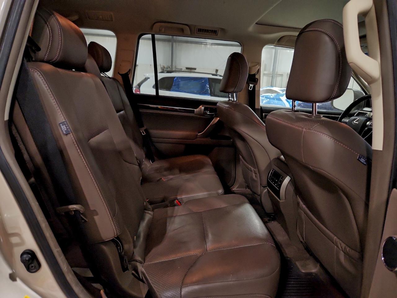Lexus Gx 460 Premium Image 10