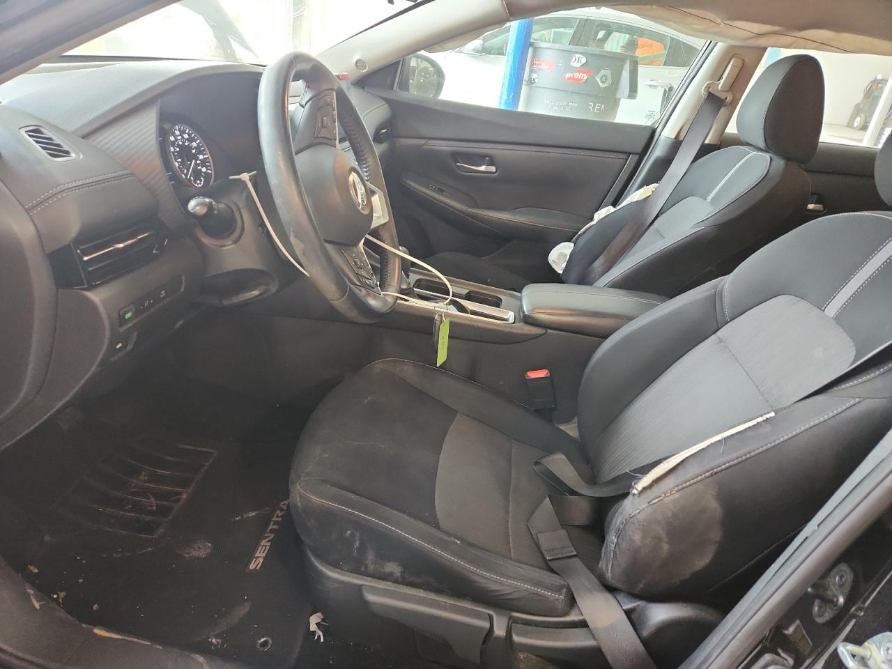 Nissan Sentra Sv Image 9